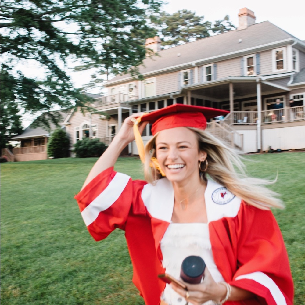 Meet your Posher, Lily